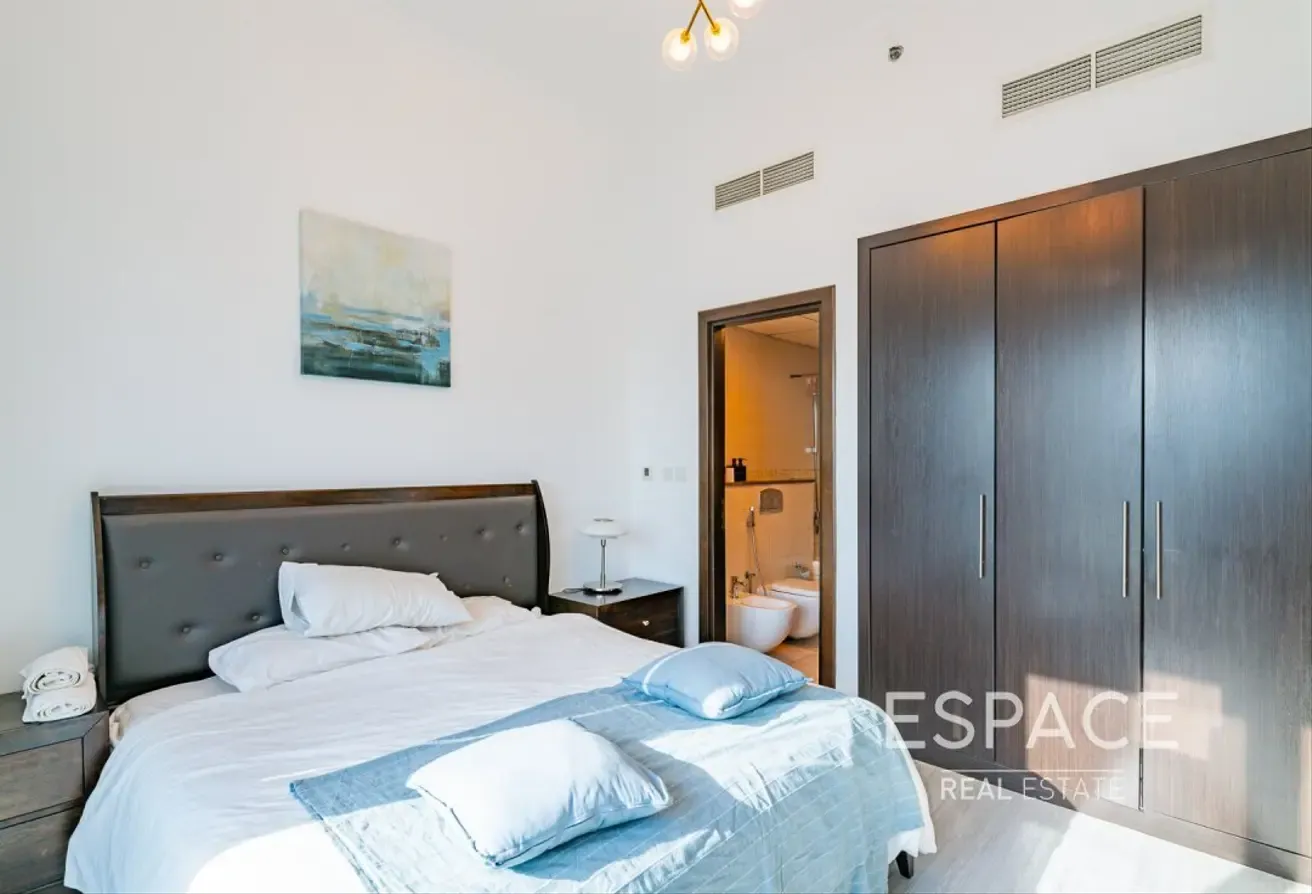 Fully Furnished | Upgraded | Vacant now