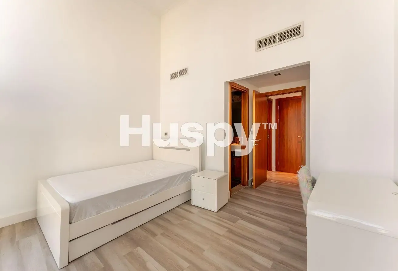 Vacant | Furnished | Marina View
