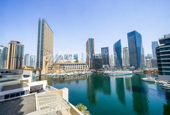 Waterfront Studio | Near Tram | Big Layout
