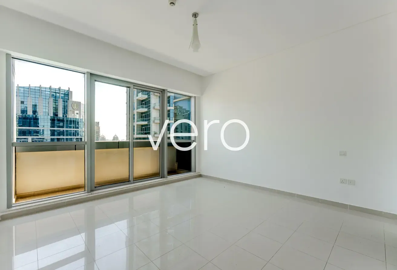 Flexible Cheques | Marina View | Vacant