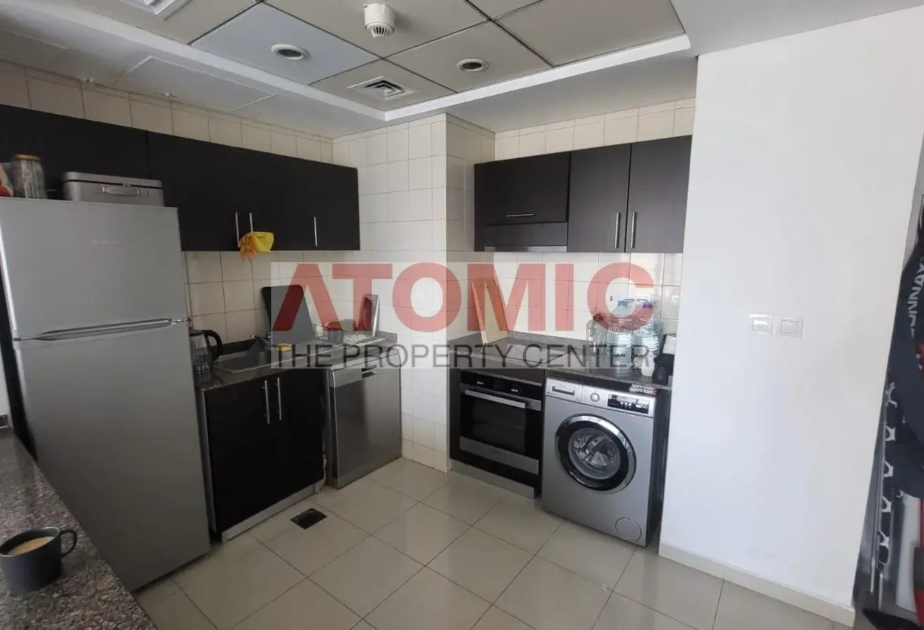 High Floor | Partial Marina View | 4 Chq | Bright