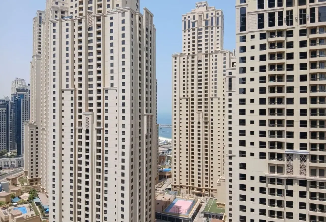 Marina View/ 4 cheques/ Furnished | Bay Central We
