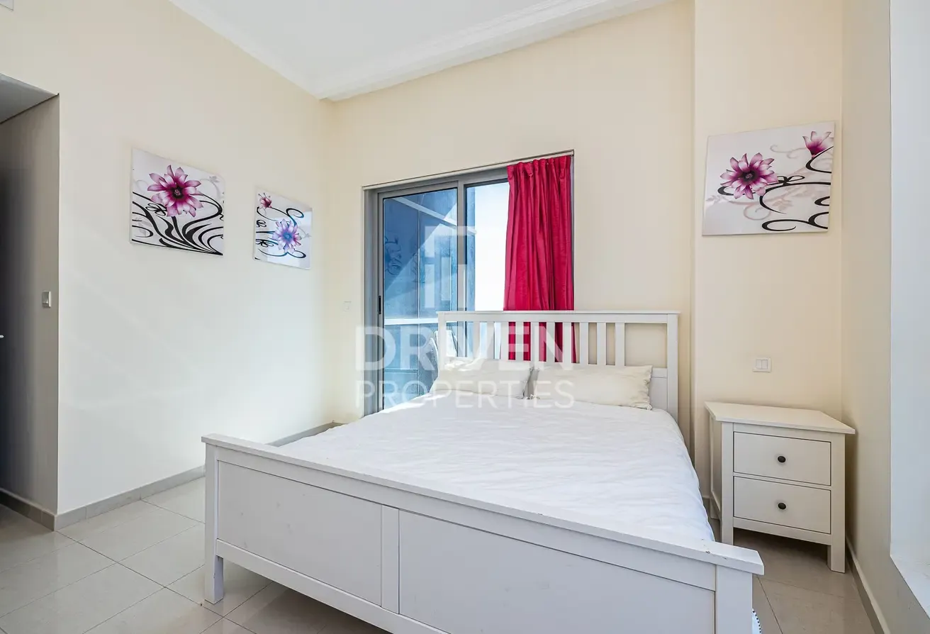Prestigious Unit | Prime Location | Sea View
