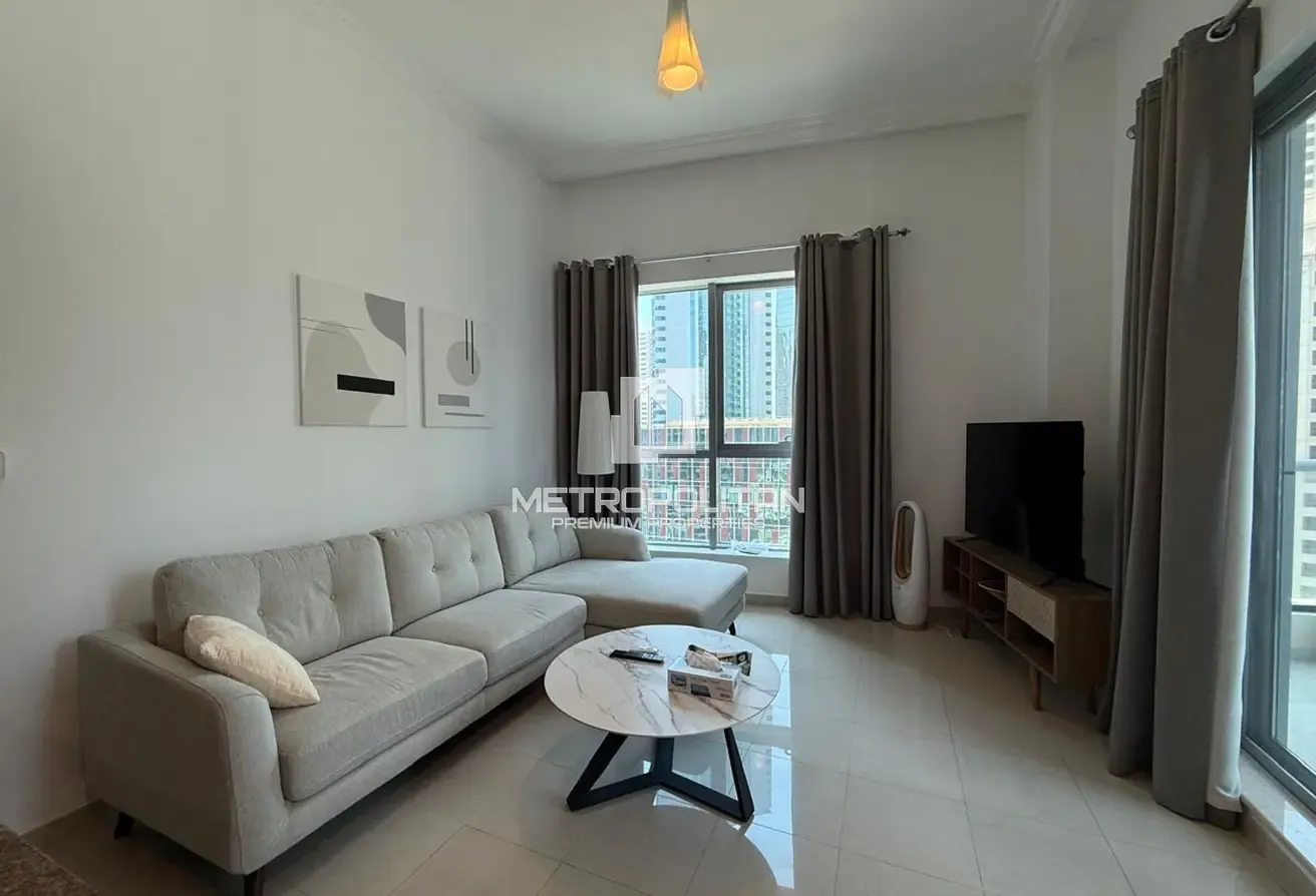 Fully Furnished | Steps to Beach | Spacious Layout