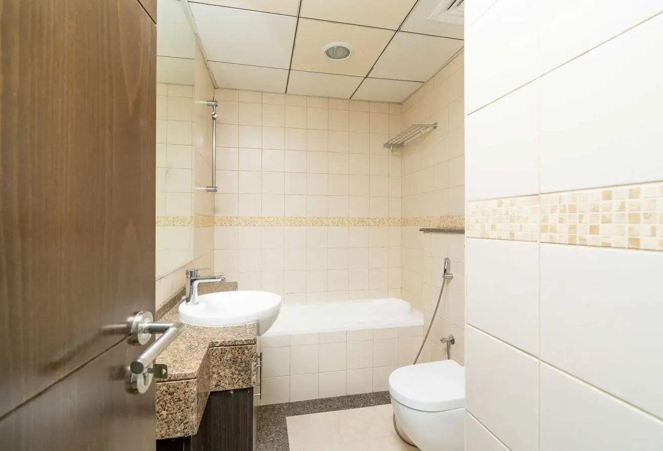 Managed | Amazing Marina Views | VACANT