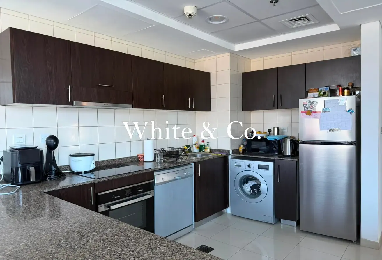 Marina View | Furnished | Great Location