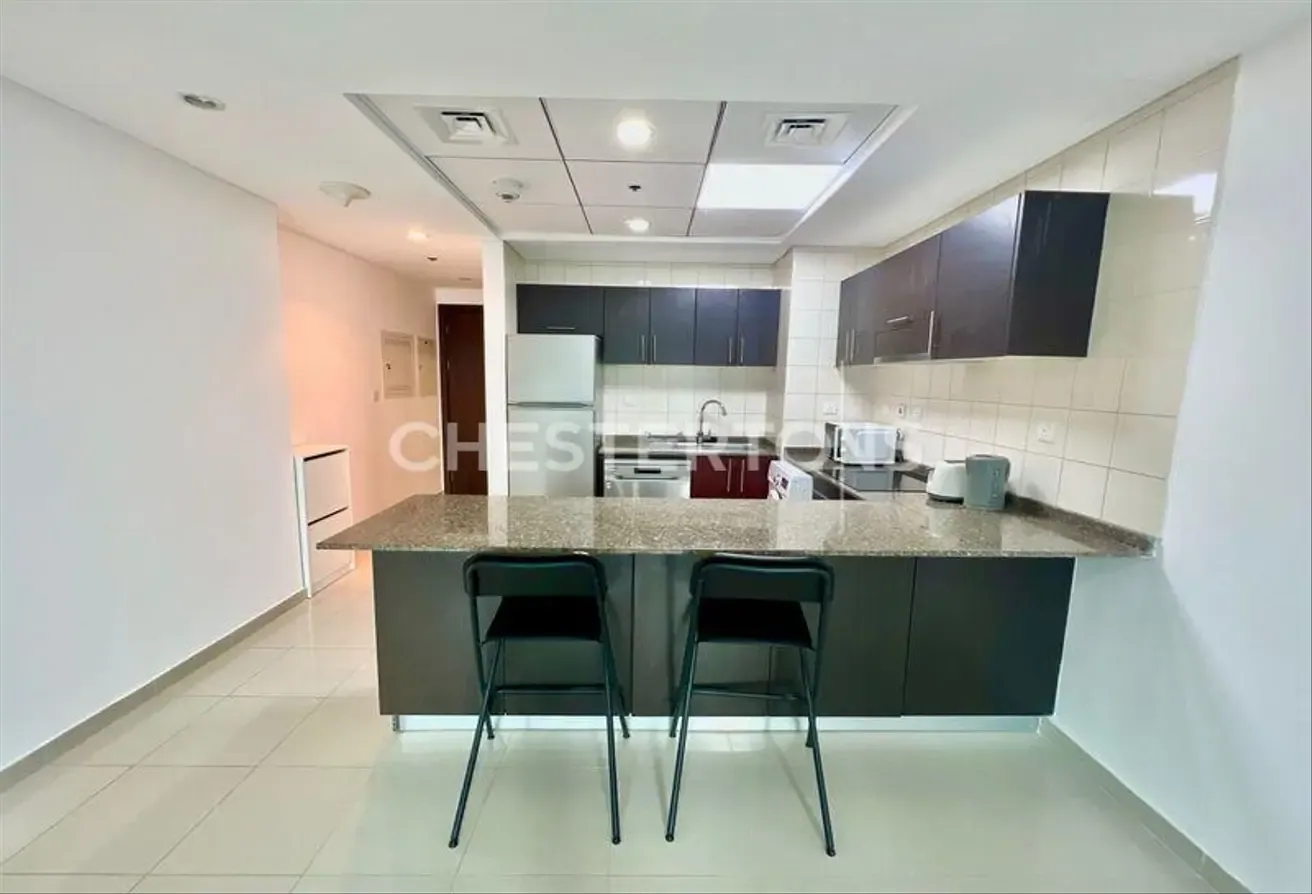 Unfurnished | Middle Floor | Vacant Now