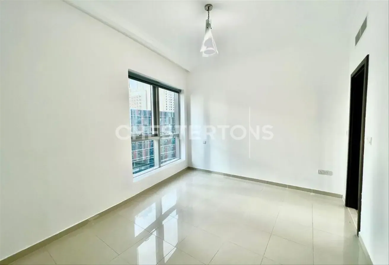 Unfurnished | Middle Floor | Vacant Now