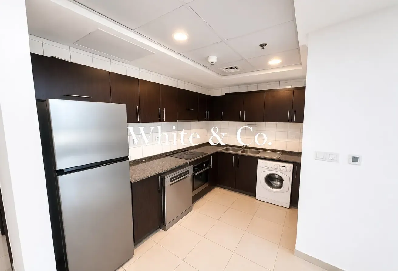 Now Vacant | Great Layout | Stunning Views