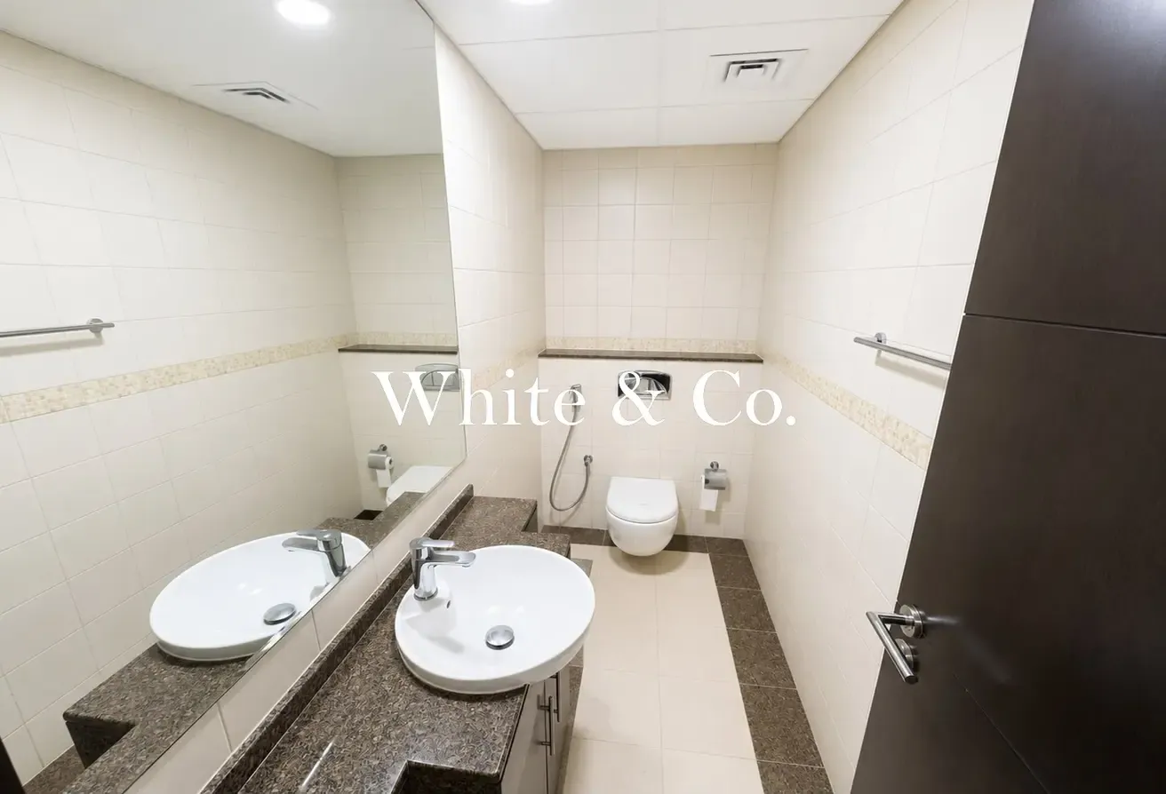 Now Vacant | Great Layout | Stunning Views