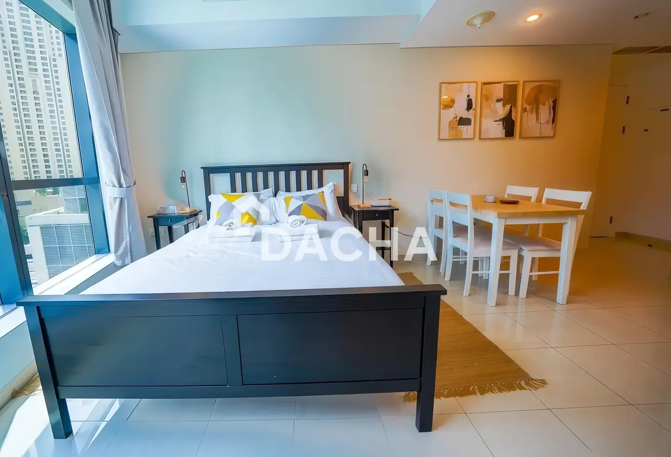 Waterfront Studio | Near Tram | Big Layout