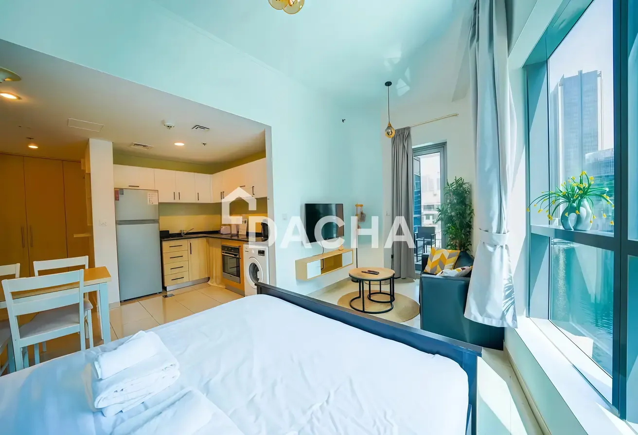 Waterfront Studio | Near Tram | Big Layout