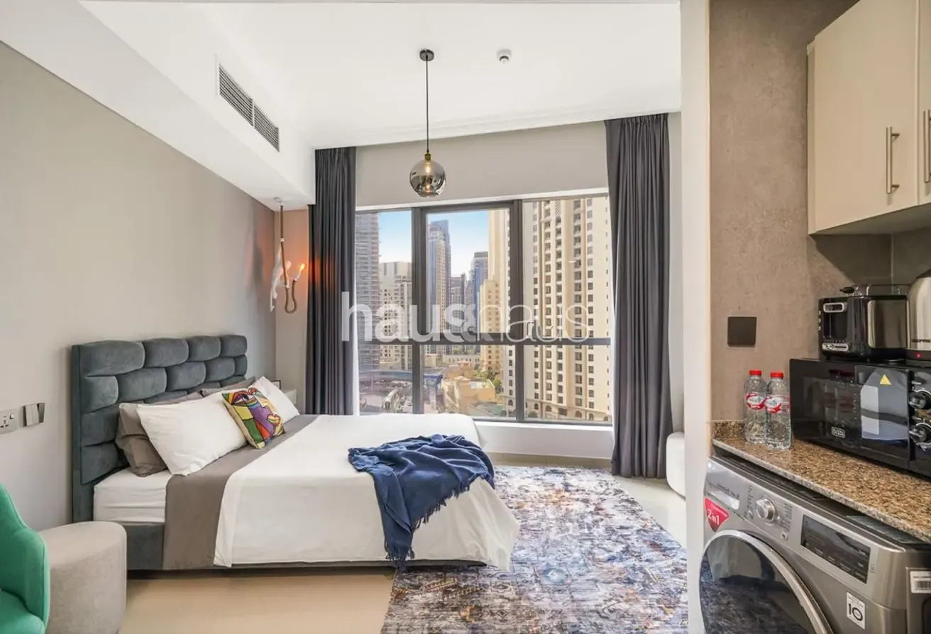 Fully Upgraded | Studio | Furnished