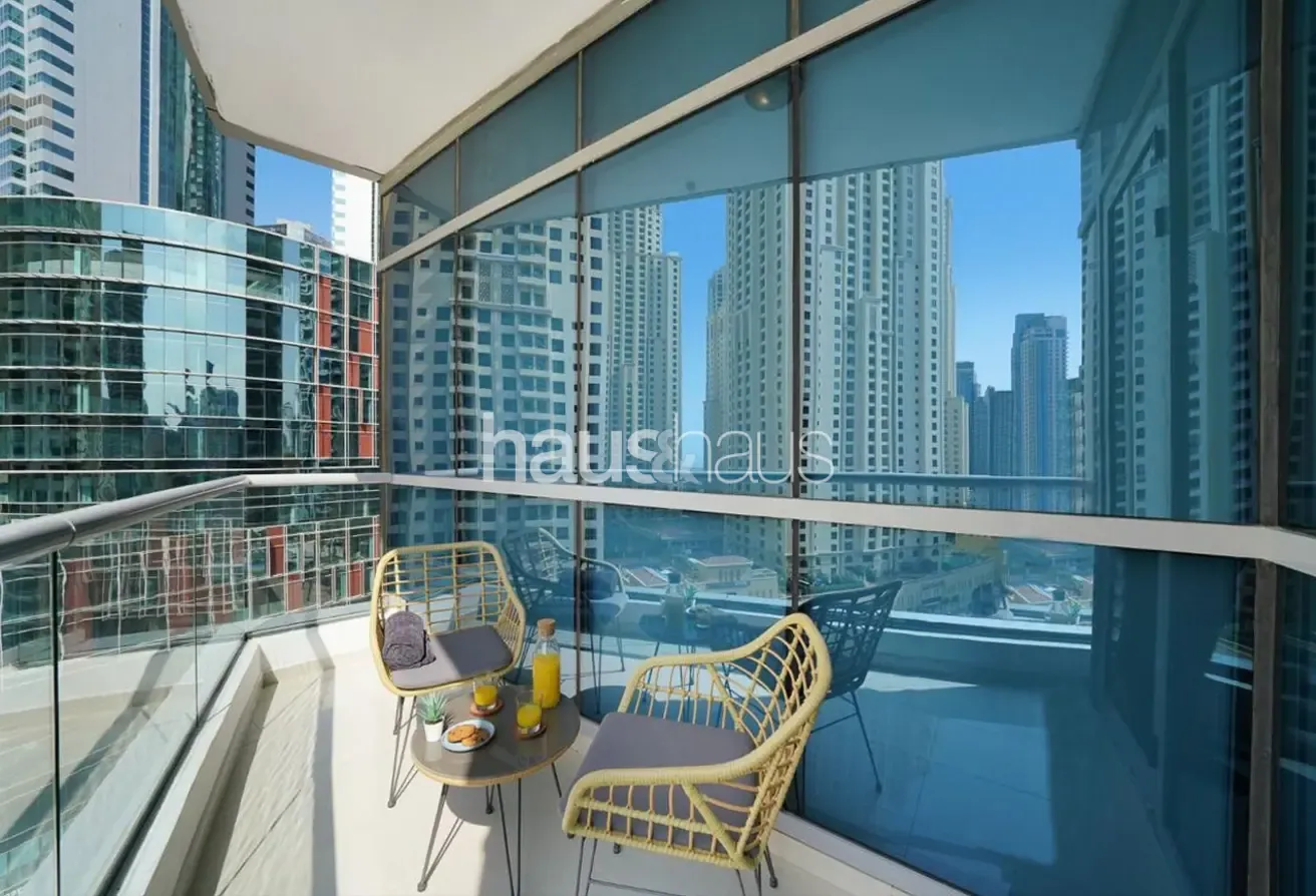 Fully Upgraded | Studio | Furnished