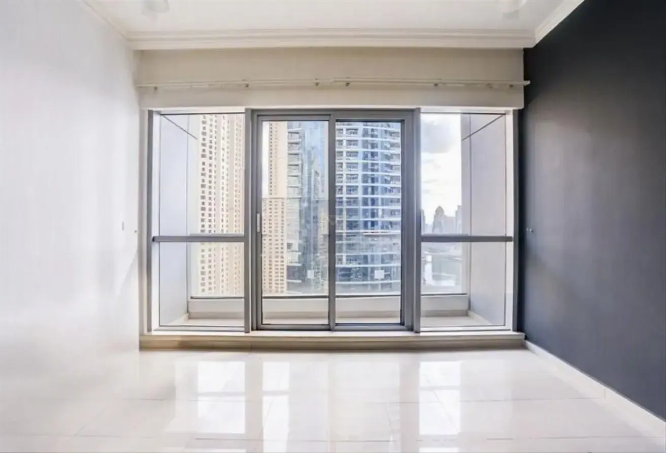 UPGRADED |1 BEDROOM WITH BALCONY |BAY CENTRAL WEST