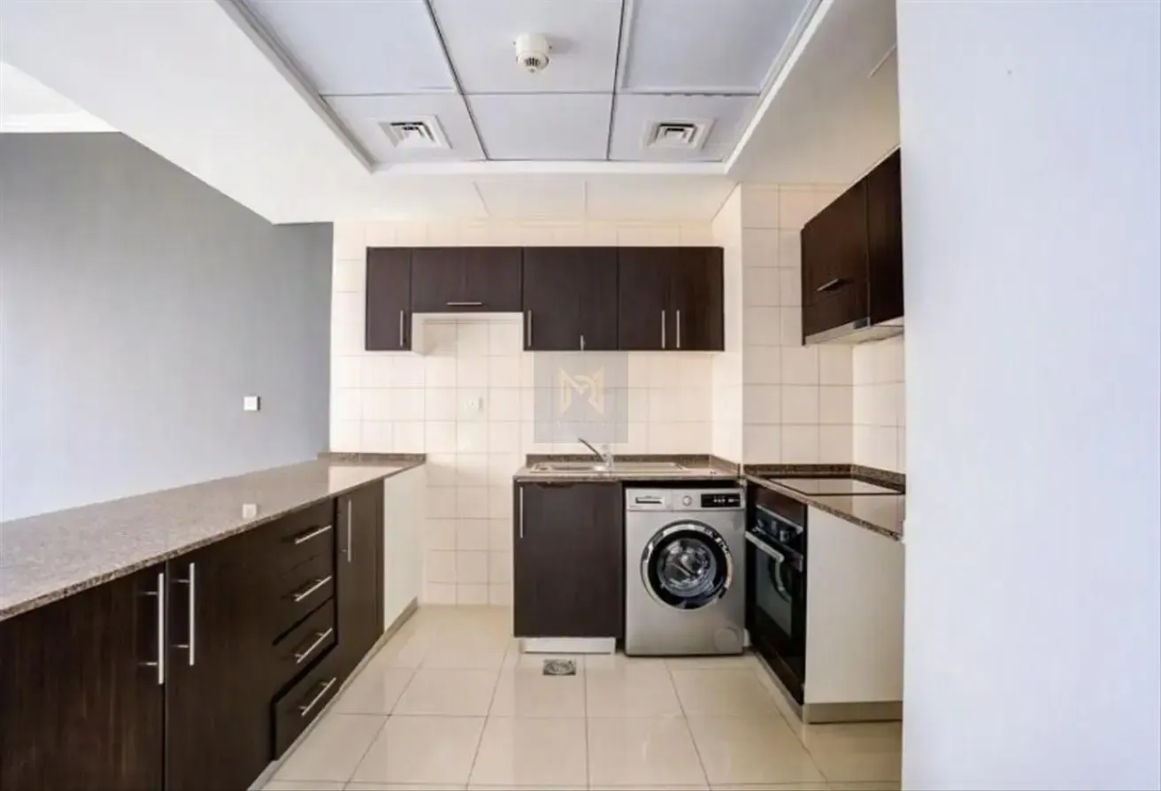 UPGRADED |1 BEDROOM WITH BALCONY |BAY CENTRAL WEST
