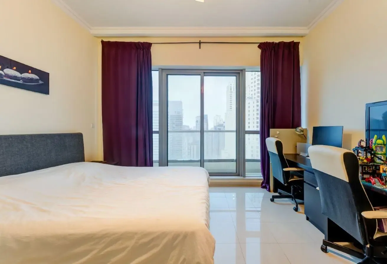 Furnished| Beautiful Marina View| For Rent