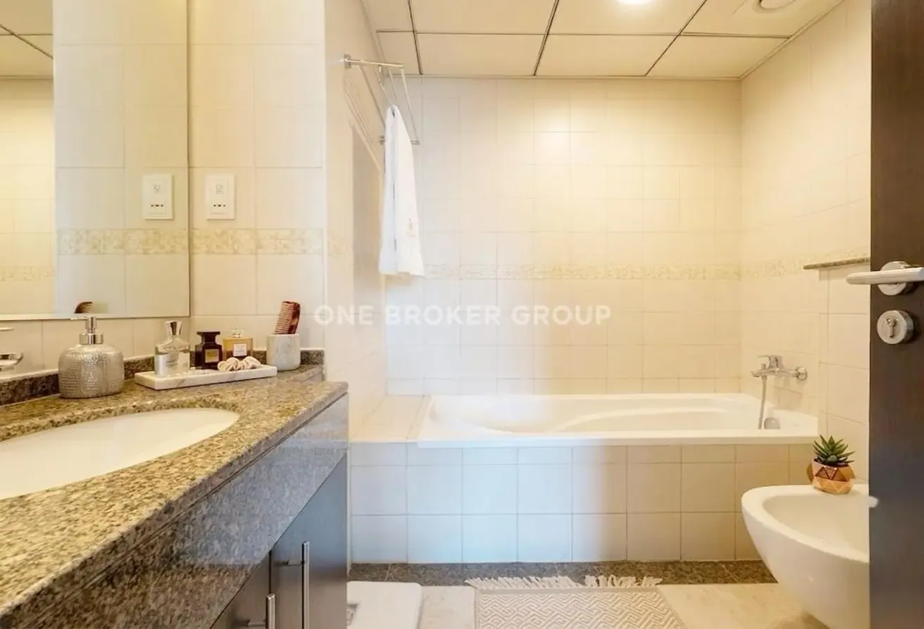 High Floor | Ready to Move in | Exclusive