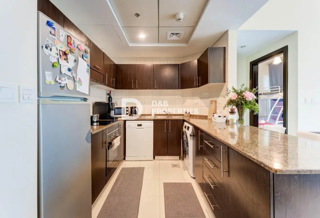 Vacant Soon | Furnished | High Floor| Marina Views
