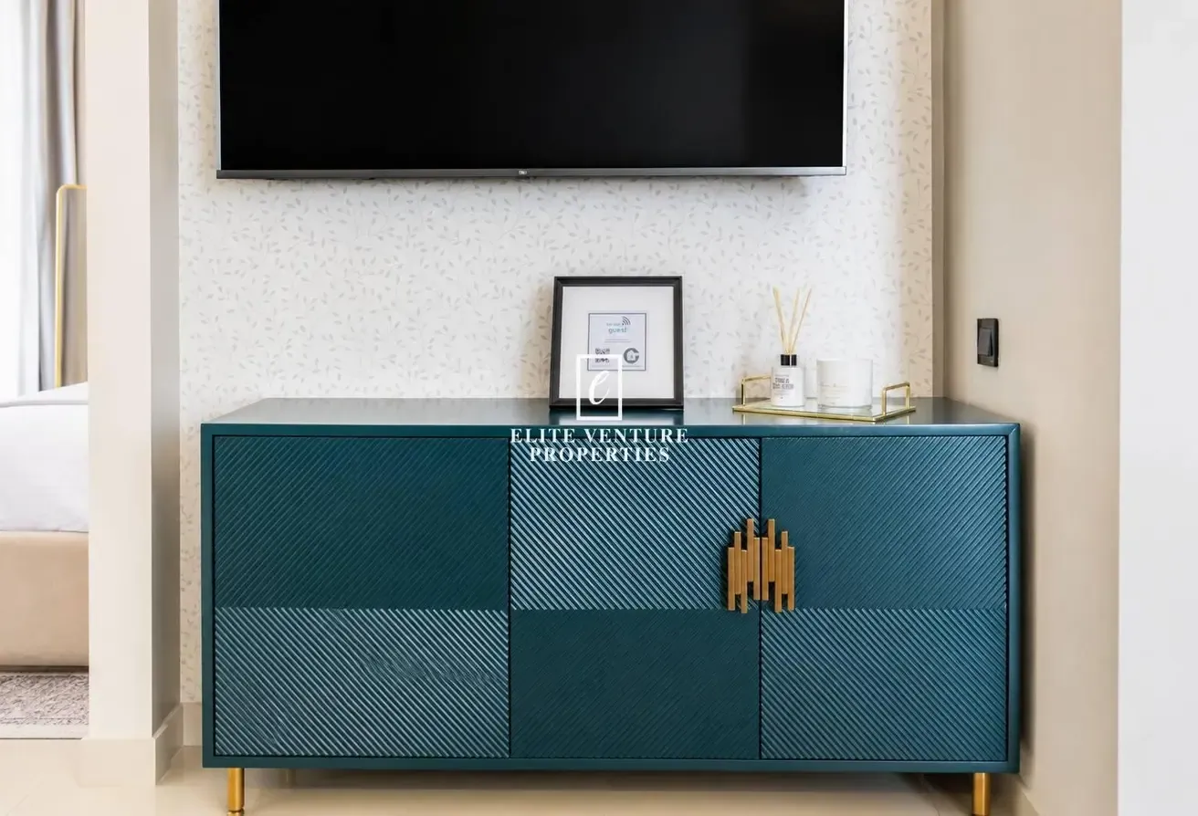 ALL BILLS INCLUDED | FULLY FURNISHED | HIGH FLOOR