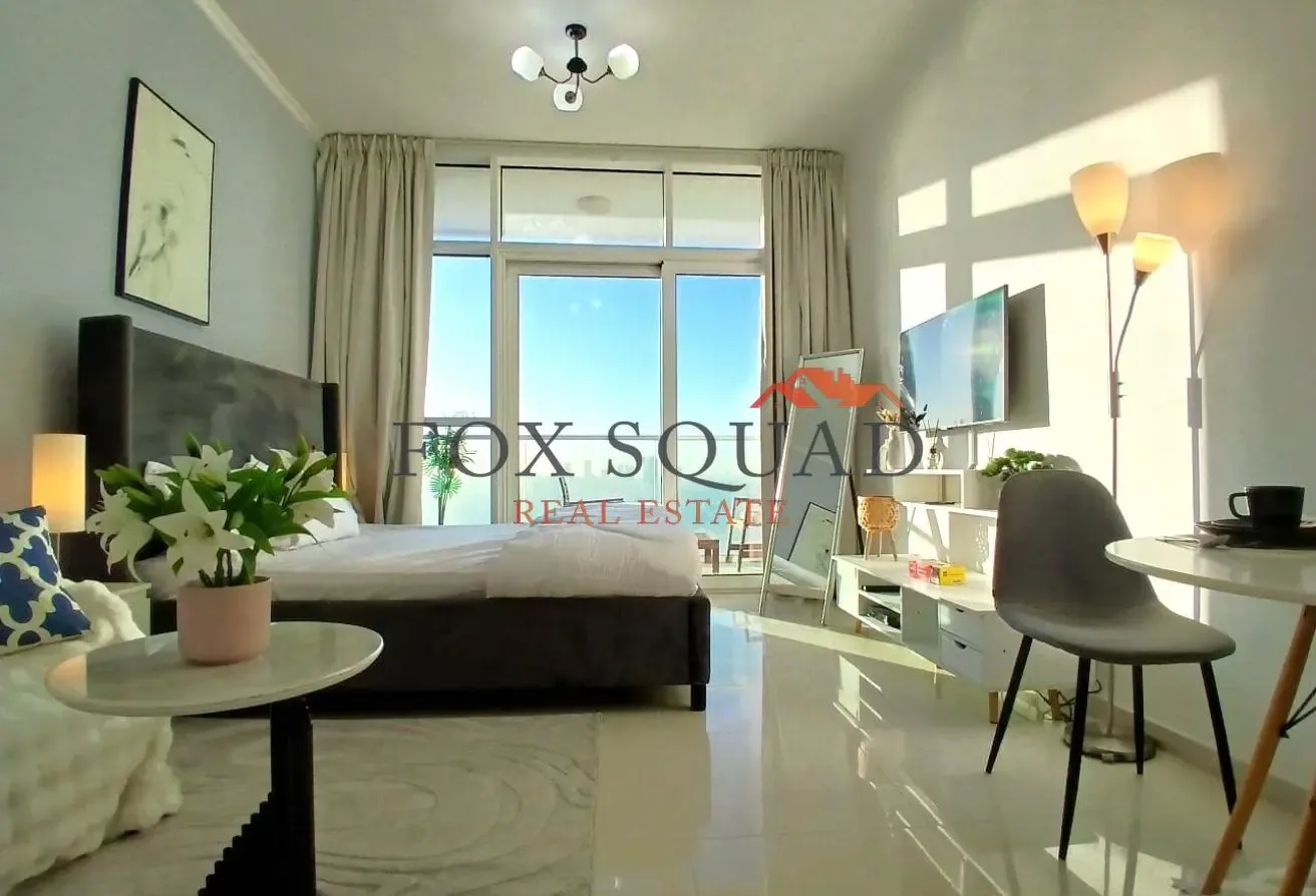 WELL FURNISHED | READY TO MOVE | OPEN VIEW | HIGH