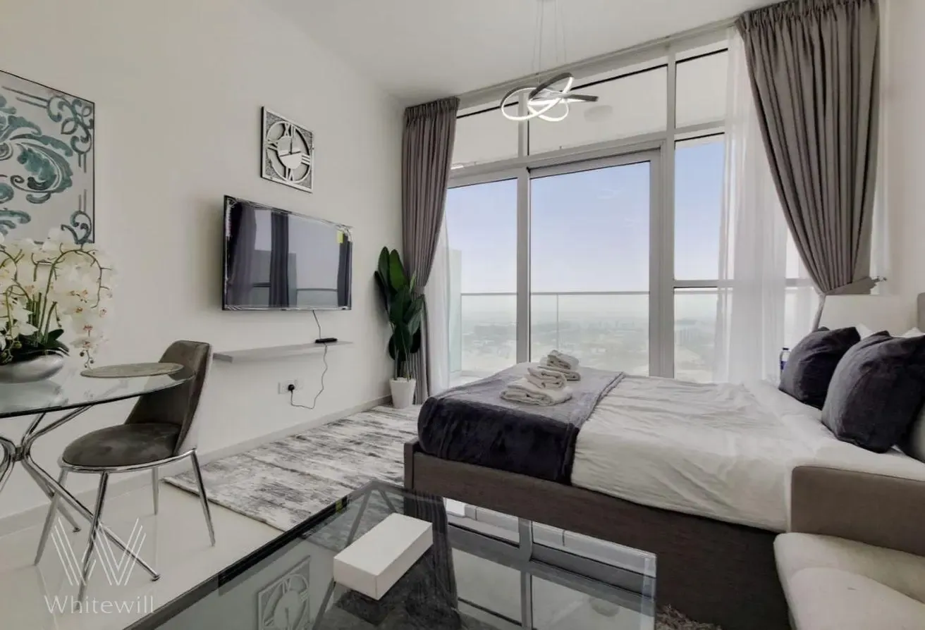 Golf Course View | High Floor | Fully Furnished