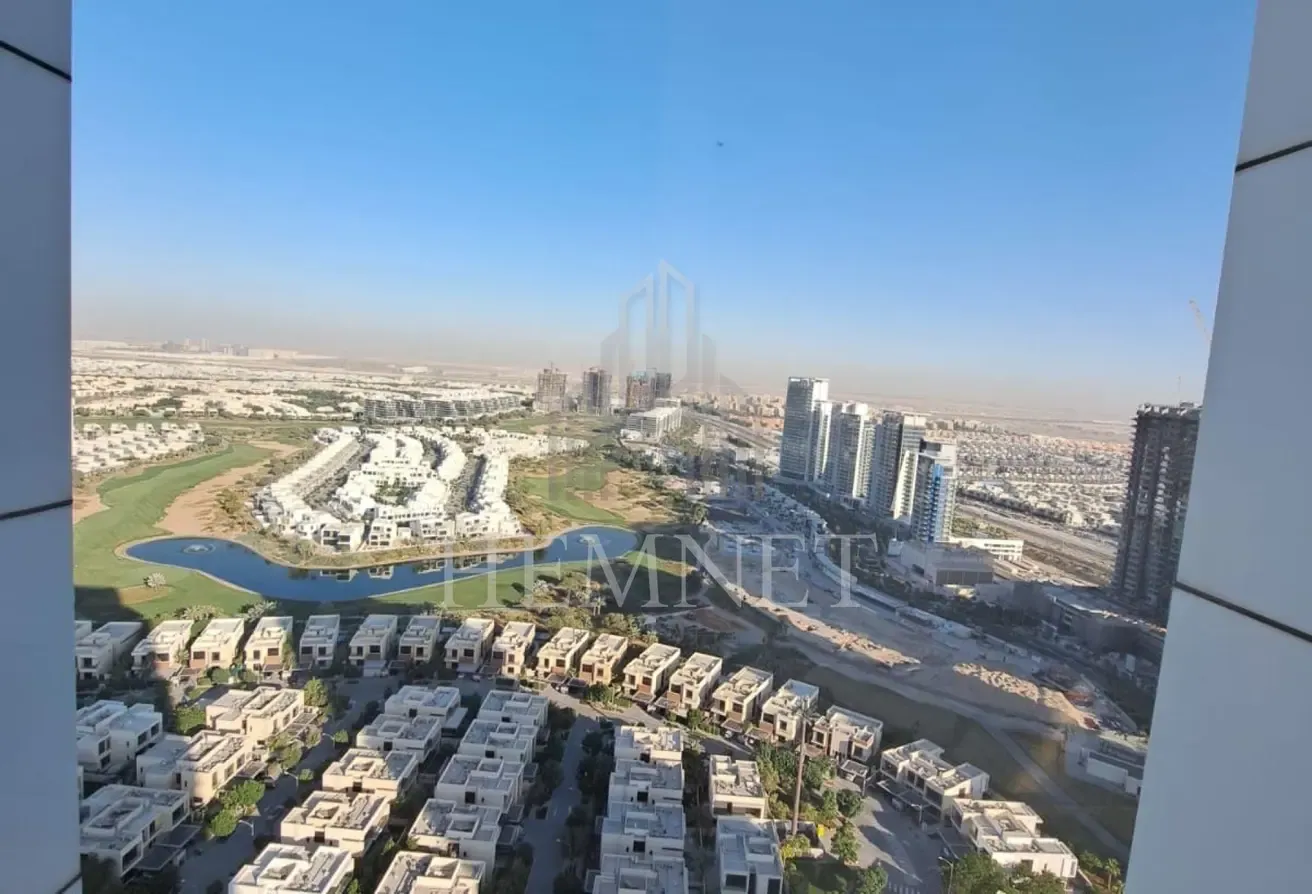 Fully Furnished Studio | Golf View | Vacant