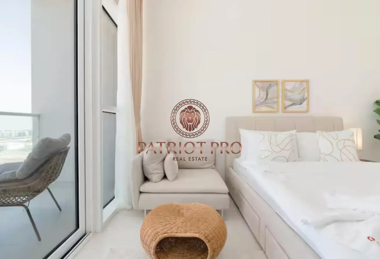 Fully Furnished Studio | High Floor | Prime Locati