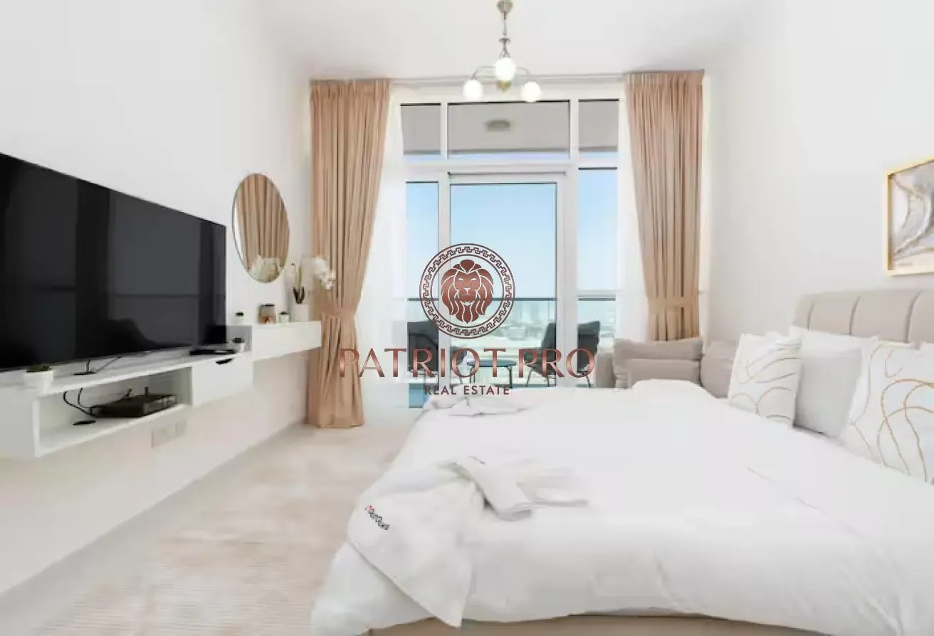 Fully Furnished Studio | High Floor | Prime Locati
