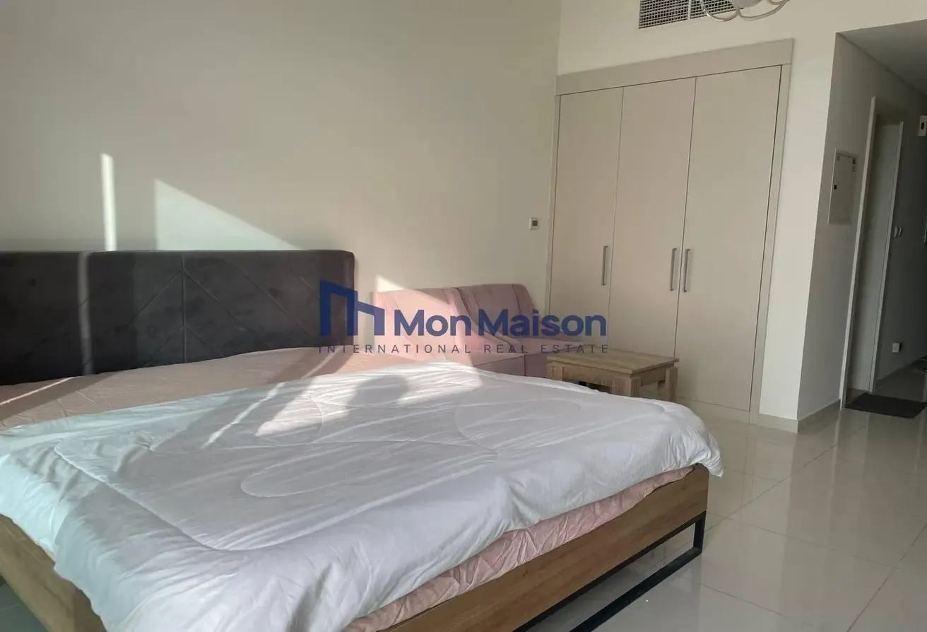 Modern Studio | High Floor | Fully Furnished |
