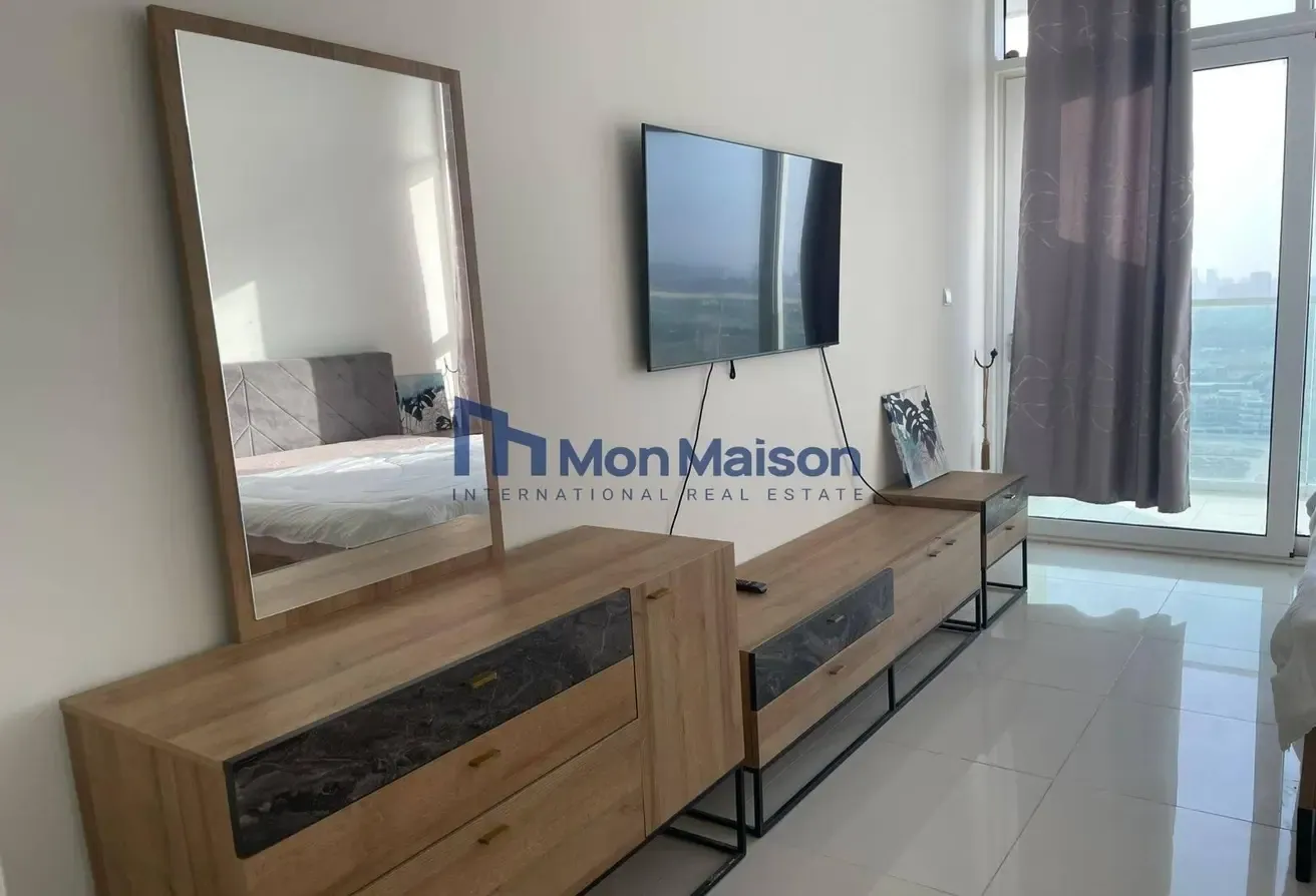 Modern Studio | High Floor | Fully Furnished |