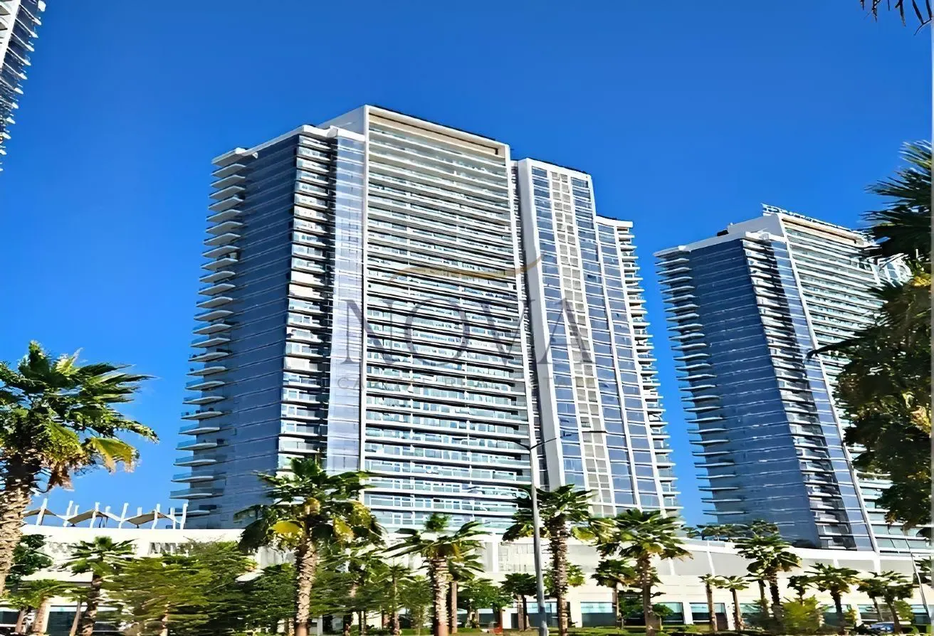 SPACIOUS | GOLF VIEW | READY TO MOVE