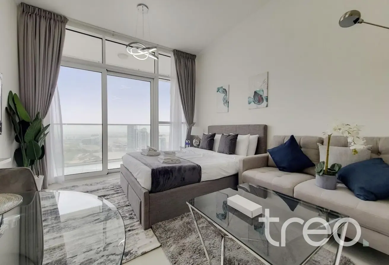 Fully Furnished Studio | Golf View | High Floor