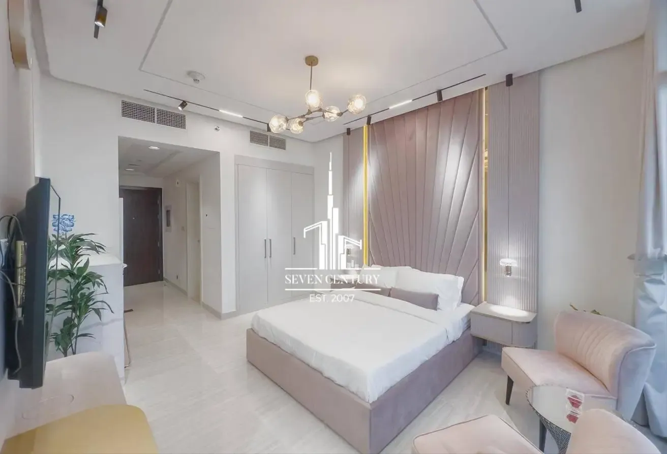 Upgraded Studio|  High Floor | Full Golf View