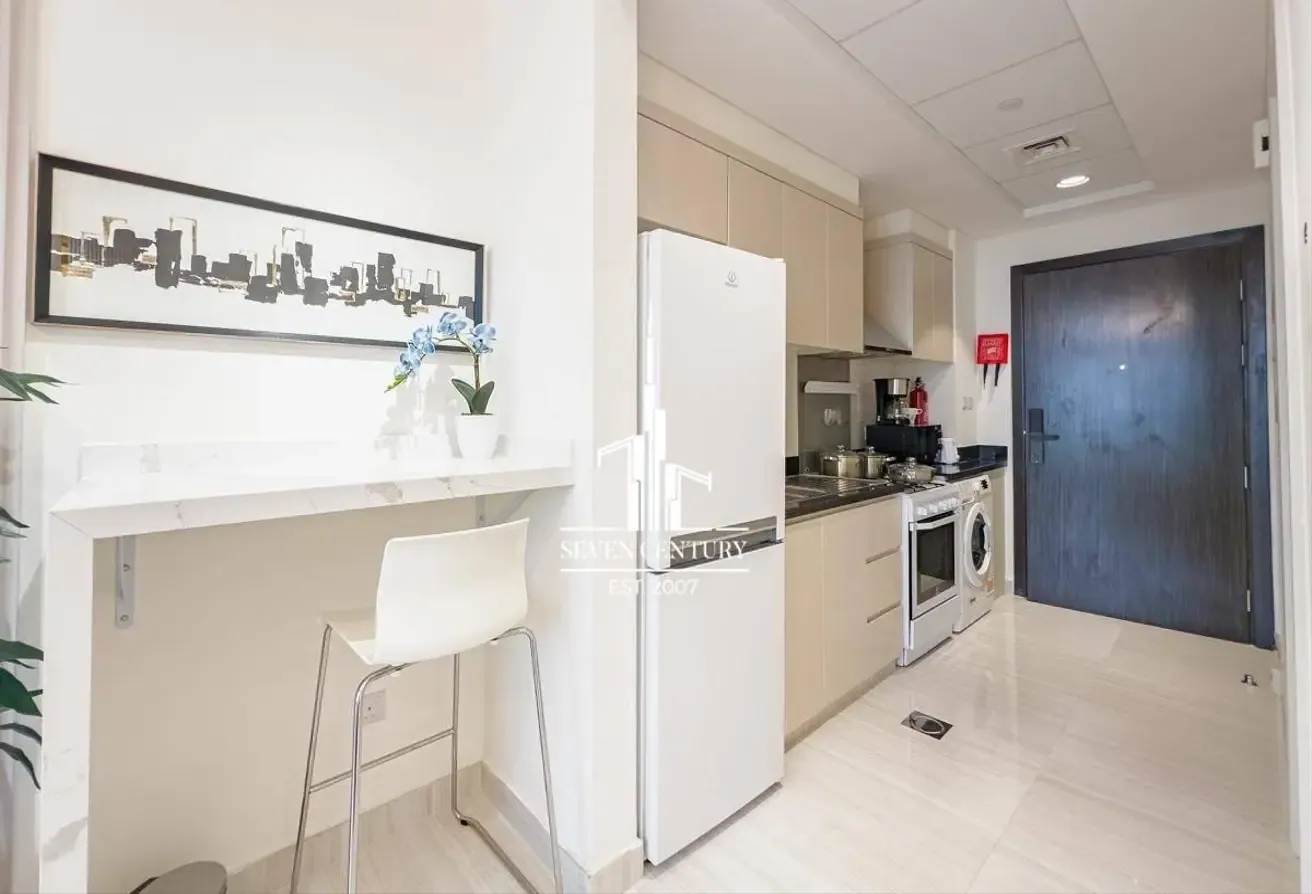 Upgraded Studio|  High Floor | Full Golf View