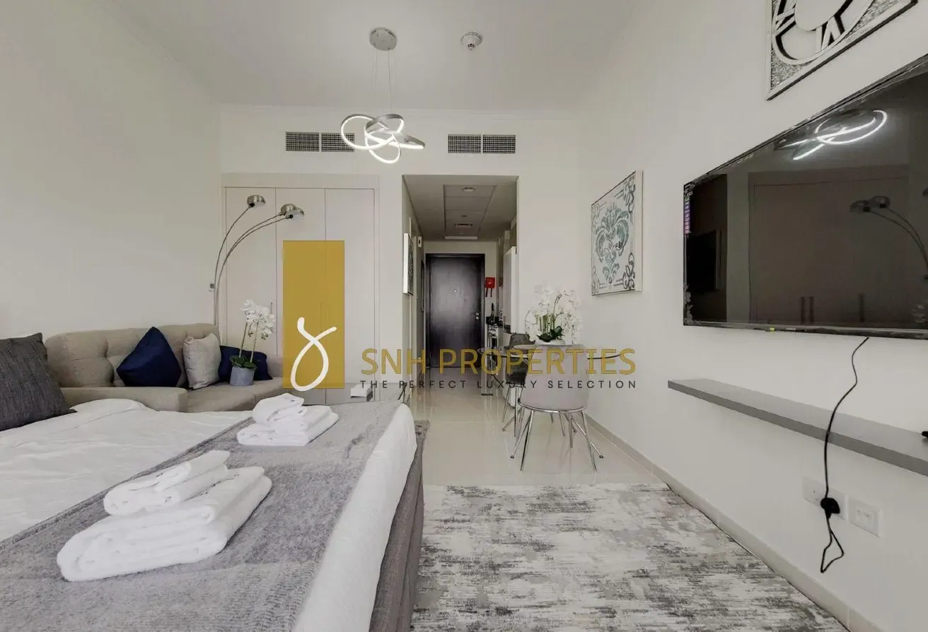 FULLY FURNISHED | GOLF COURSE VIEW |ABOVE 20 FLOOR