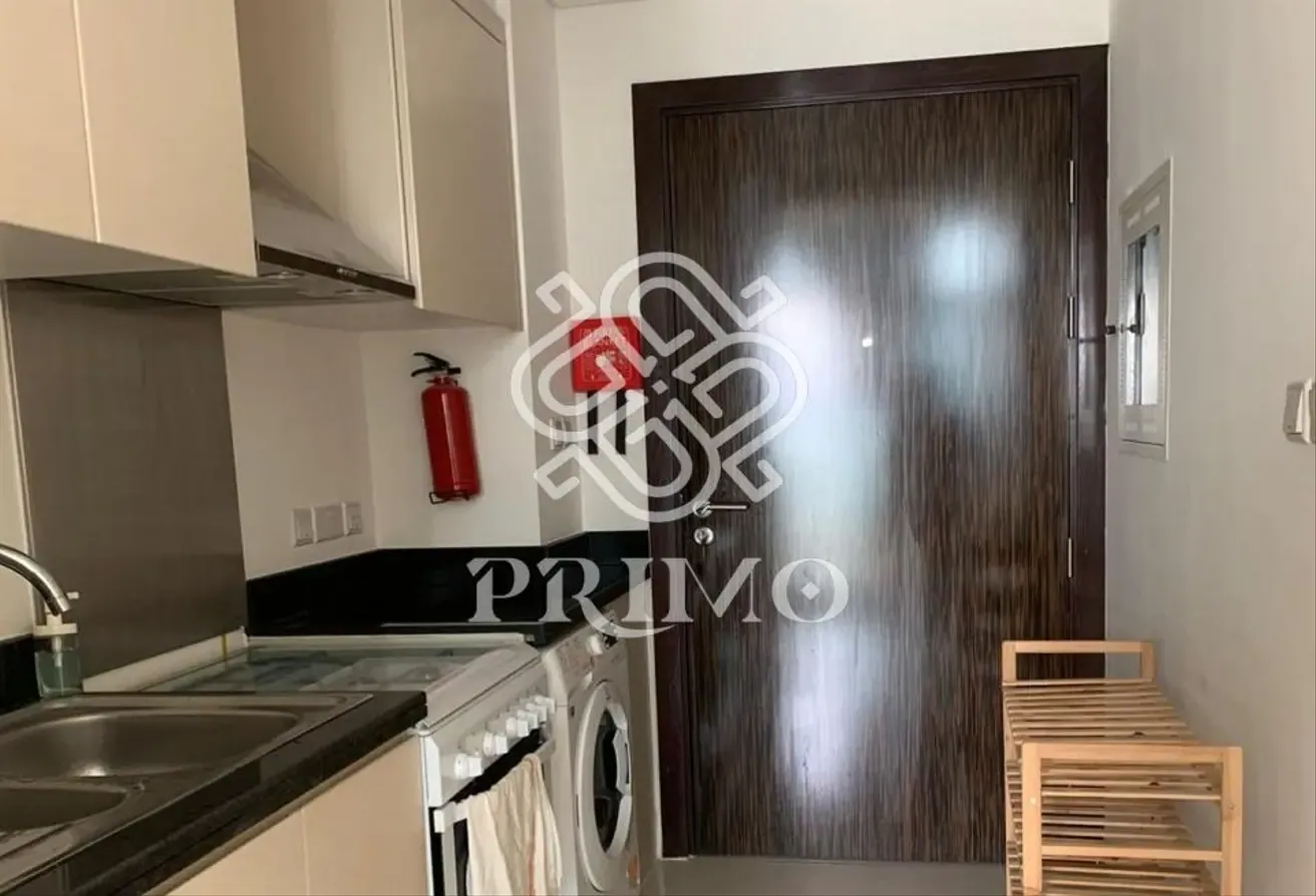 Open View | Cozy Studio | Vacant