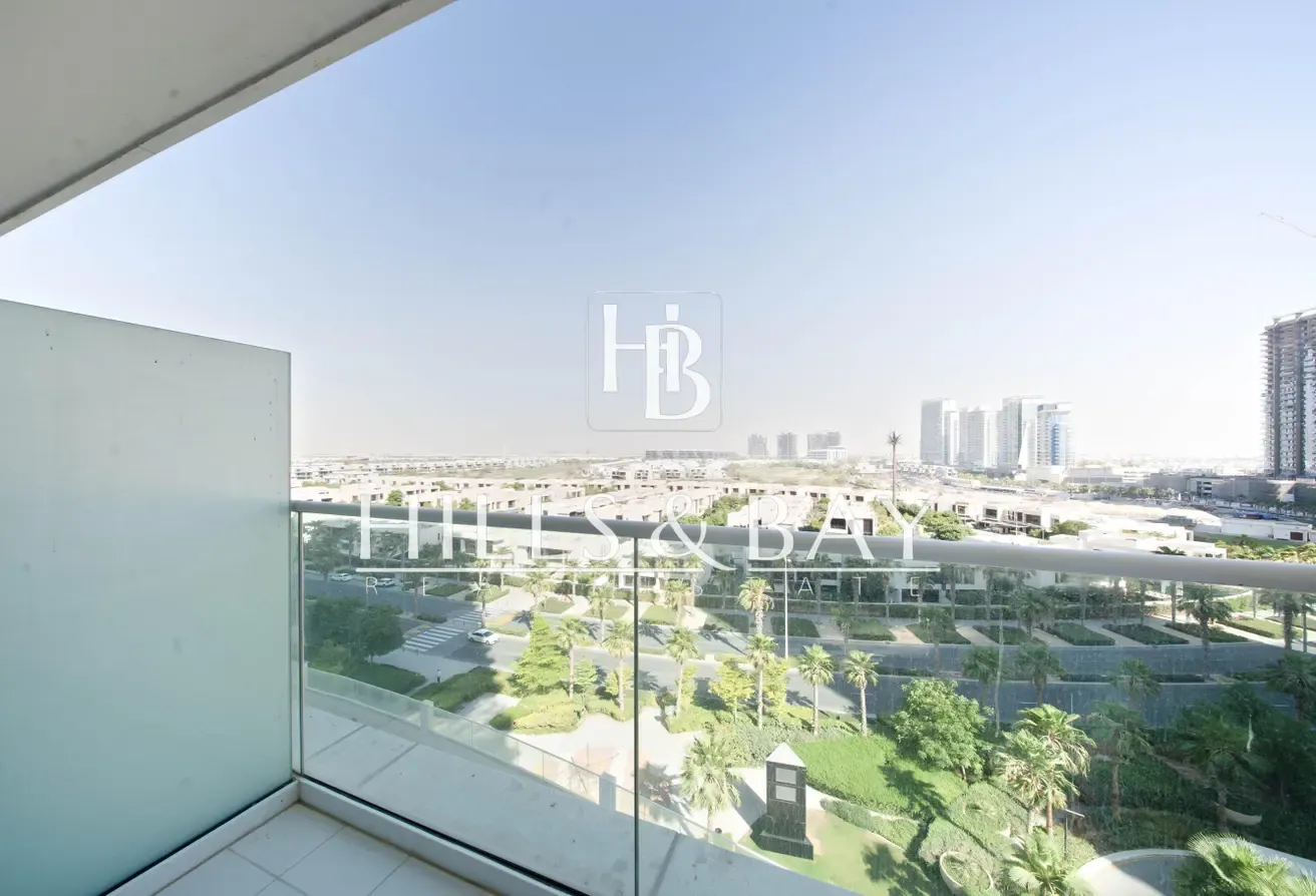 Fully Furnished | Golf View | As good as Brand New