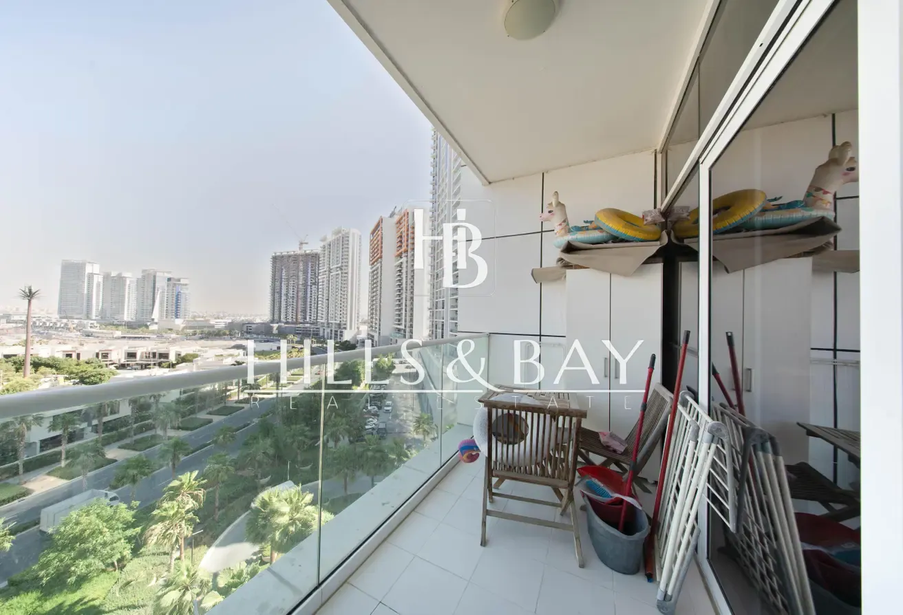 Fully Furnished | Golf View | As good as Brand New