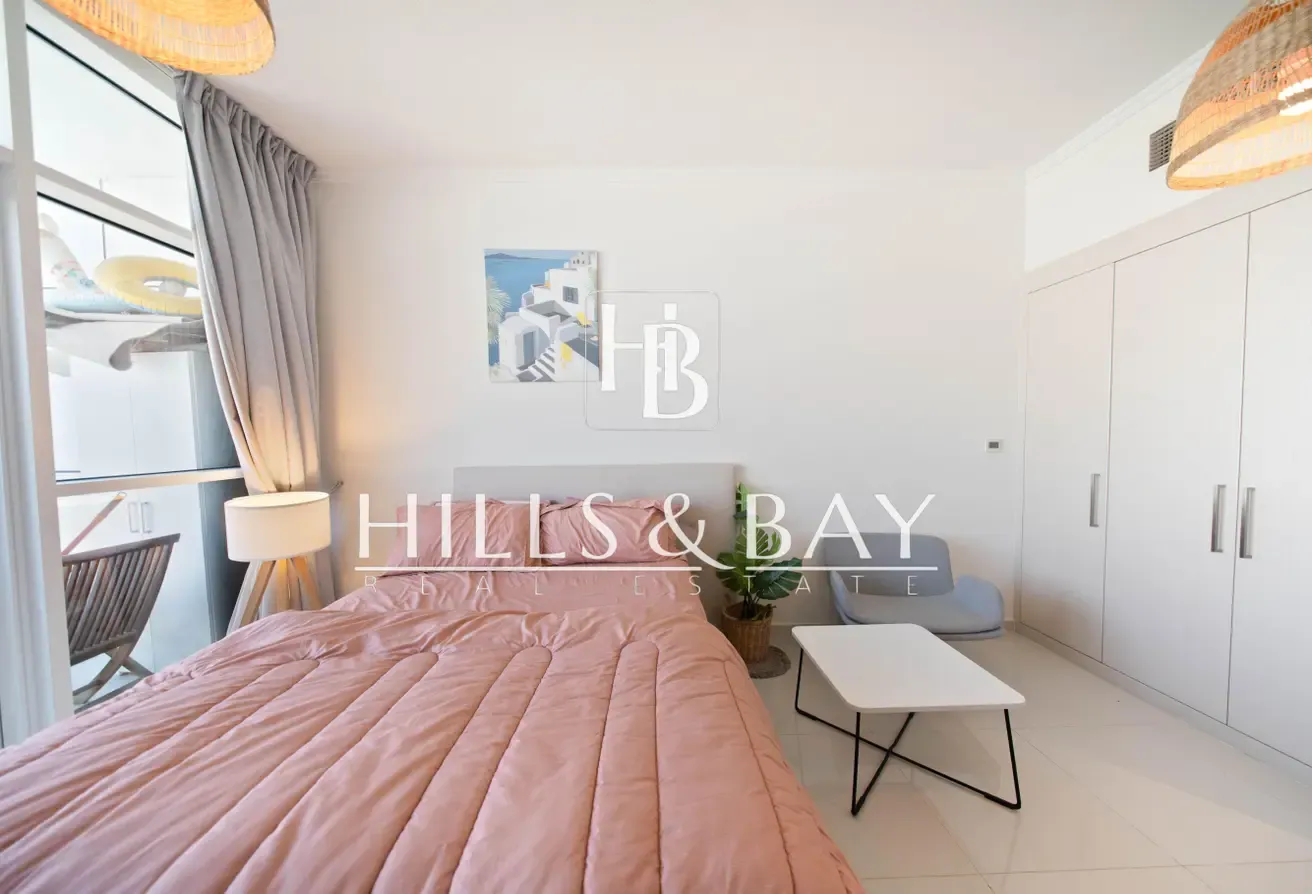 Fully Furnished | Golf View | As good as Brand New