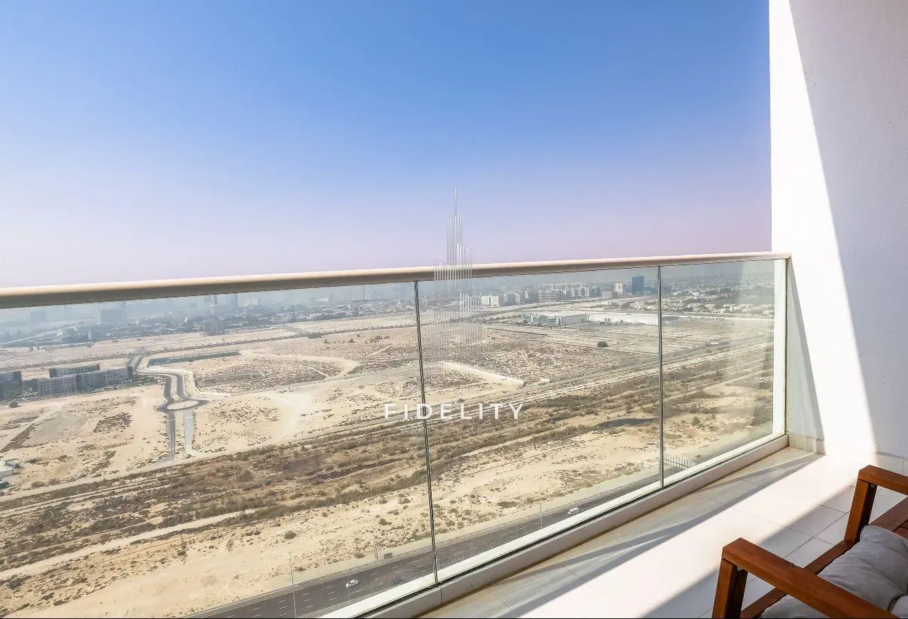 HIGH FLOOR  l CITY VIEW l FULLY FURNISHED