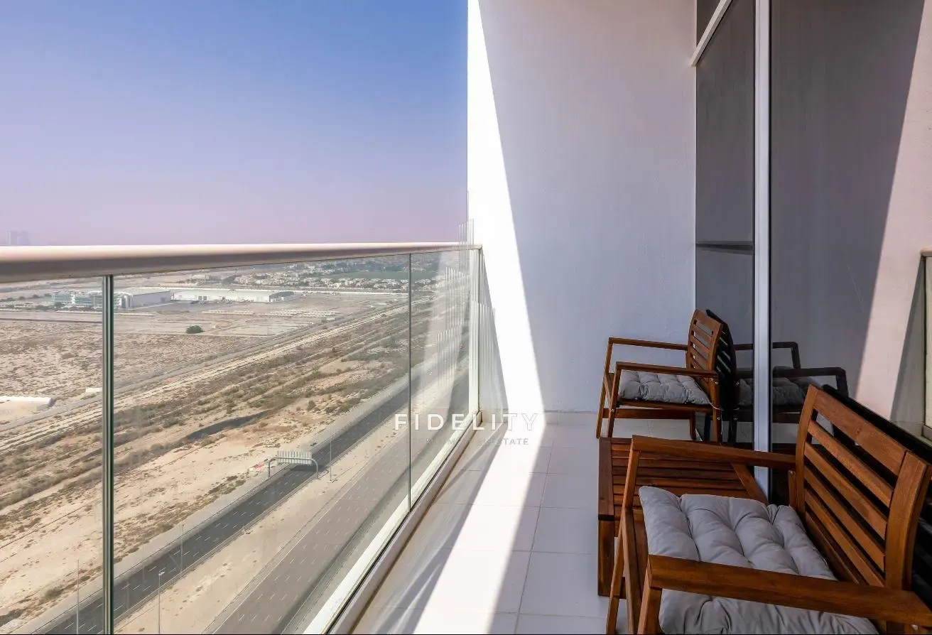 HIGH FLOOR  l CITY VIEW l FULLY FURNISHED