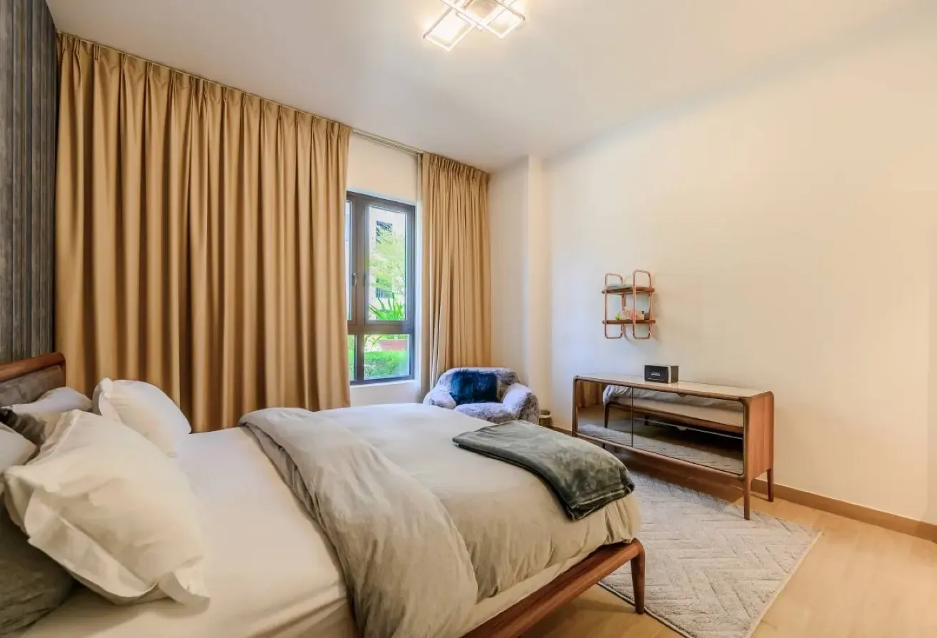 Furnished | | Pool View | Direct Beach Access