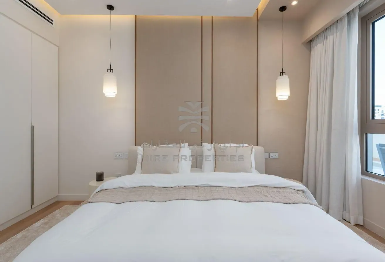 Upgraded 3BR | Furnished | Stunning Sea View