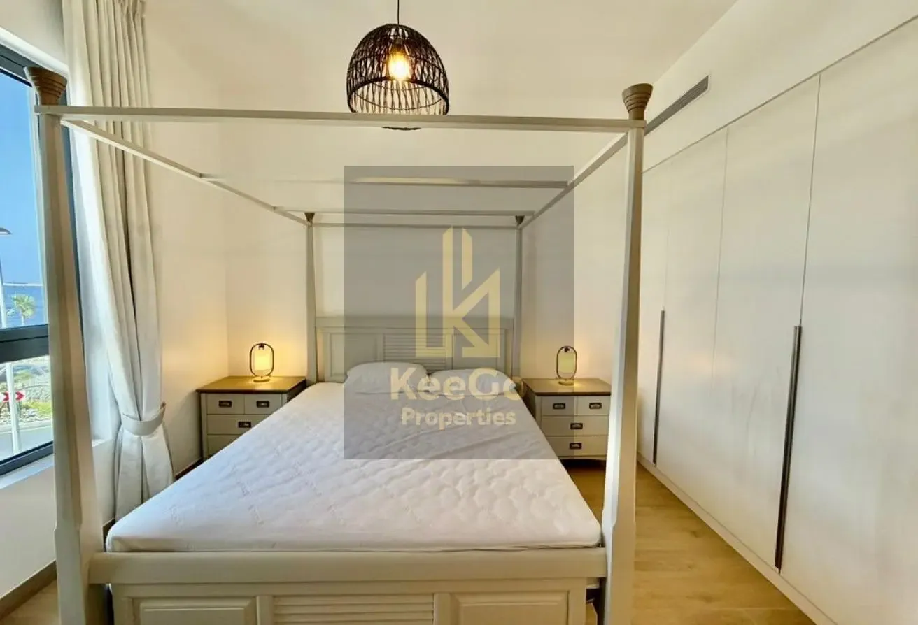 Skyline Luxury 3 bed maid Beachfront Corner Unit