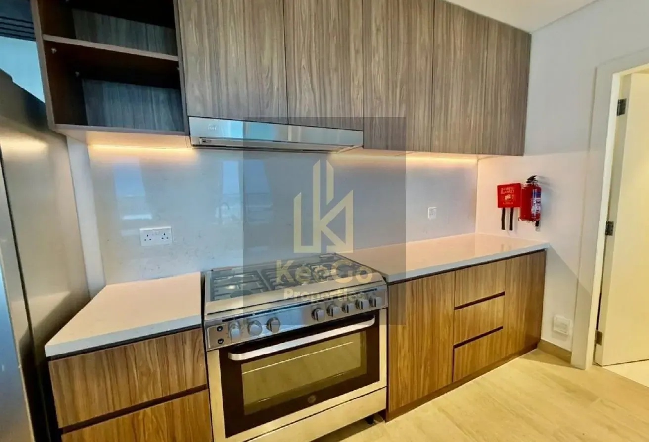 Skyline Luxury 3 bed maid Beachfront Corner Unit