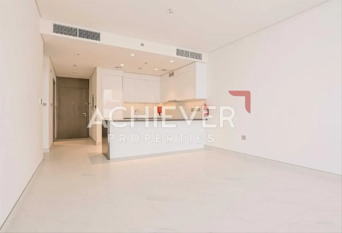 Burj Khalifa View / Spacious Layout / Elegantly designed / Unfurnished