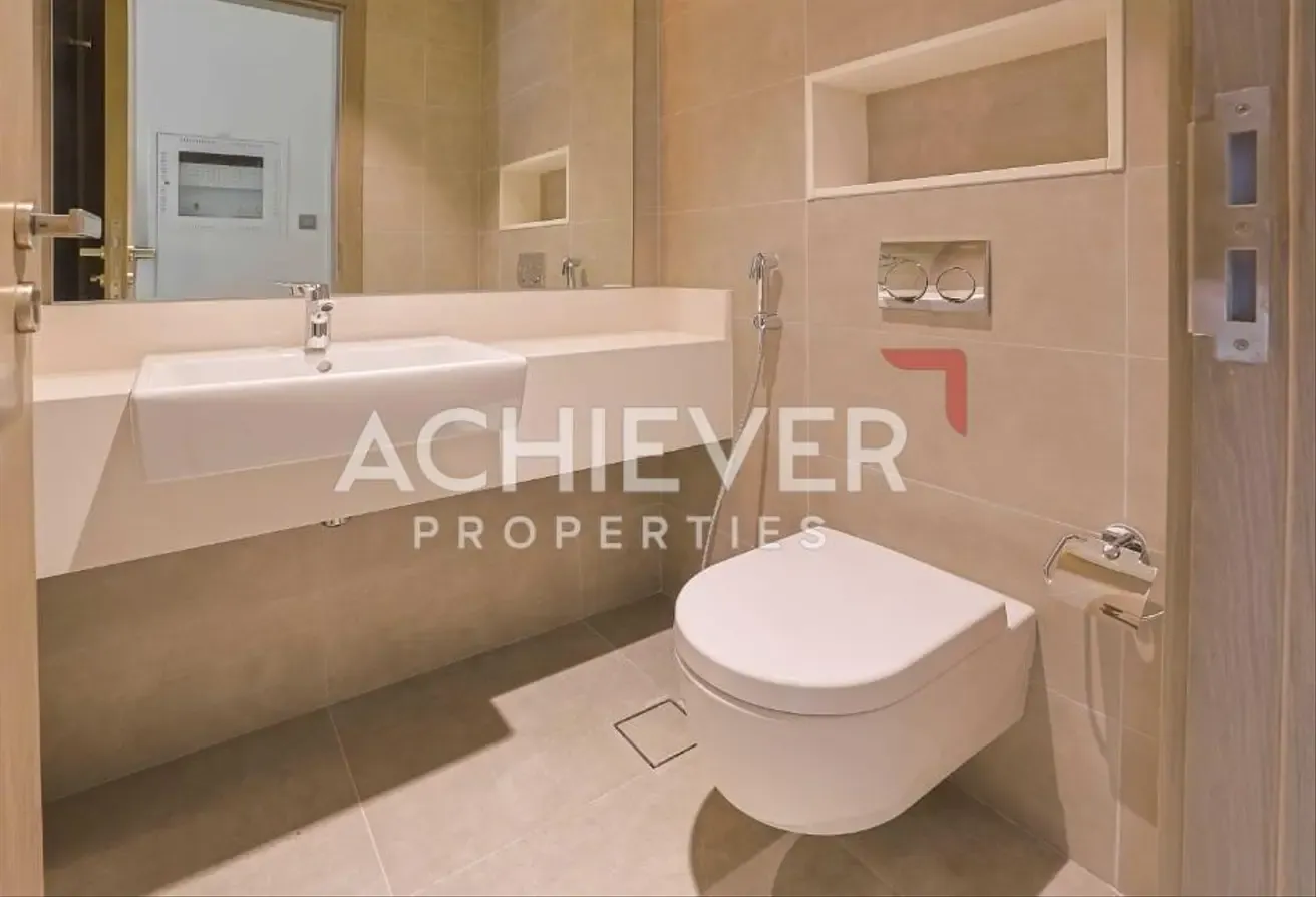 Burj Khalifa View / Spacious Layout / Elegantly designed / Unfurnished