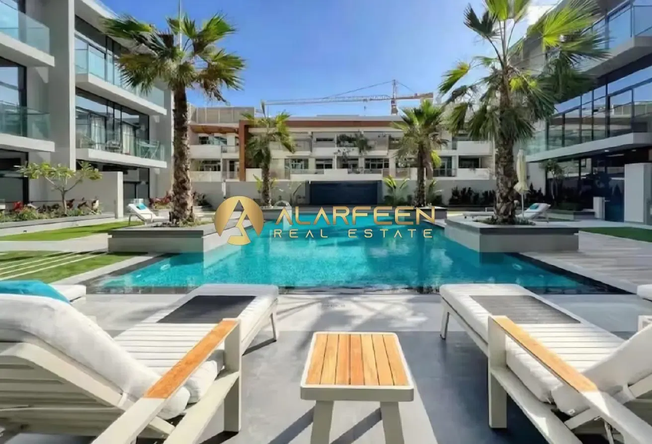 Furnished Studio | Oxford Boulevard | Pool & Skyli