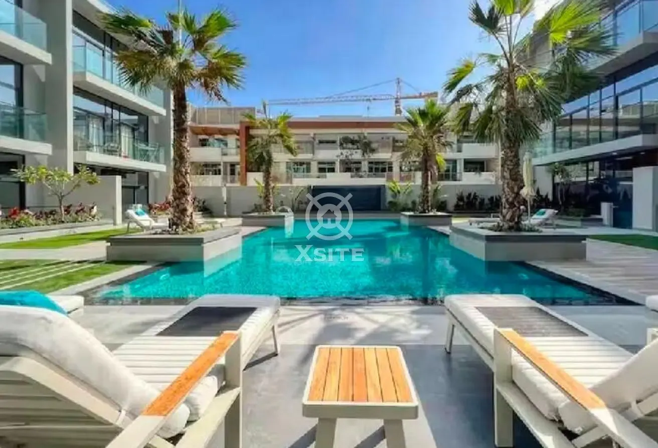 Fully Furnished | Lavish Studio | Community View